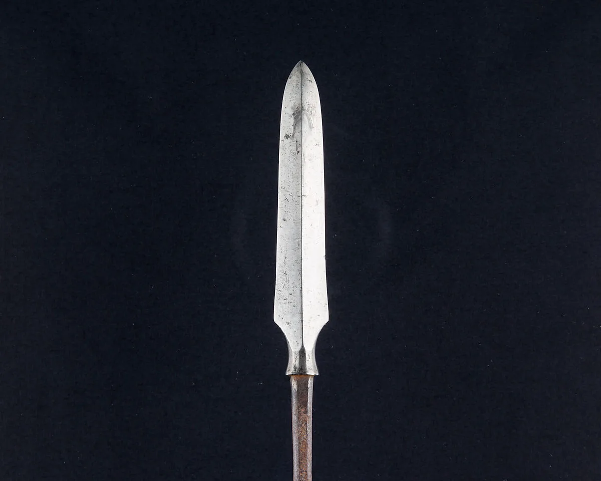 Arrowhead (<i>Yanone</i>) — Unknown