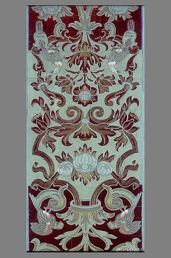 Pair of vertical panels
