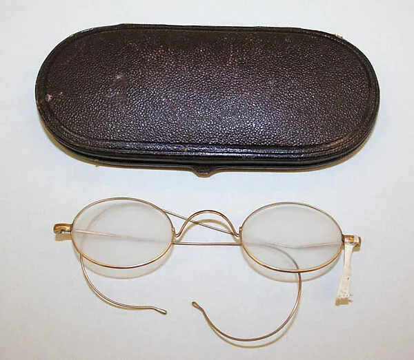 Spectacles — Unknown