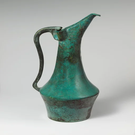 Bronze bowl and oinochoe (jug)