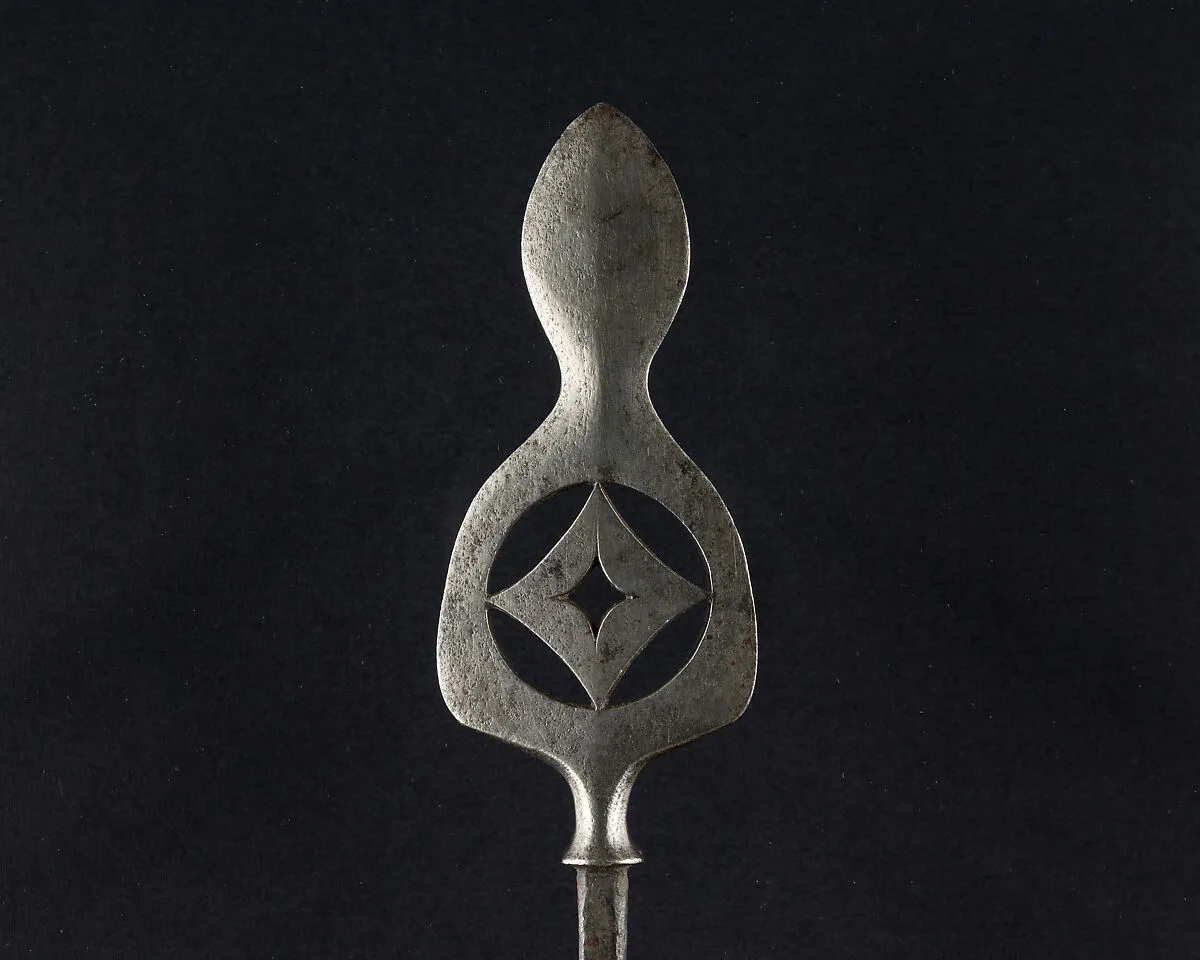 Arrowhead (<i>Yanone</i>) — Unknown