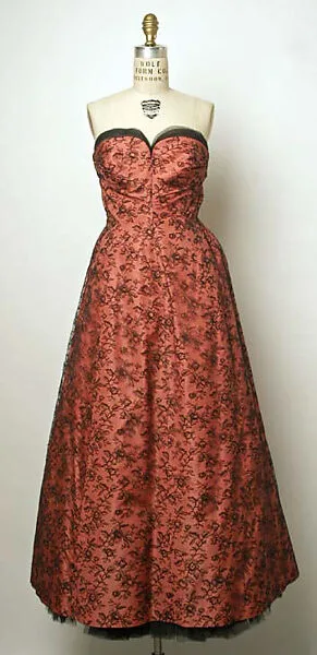 Evening dress — Nettie Rosenstein